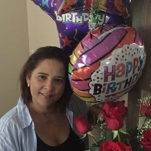 Meet your Posher, Aida